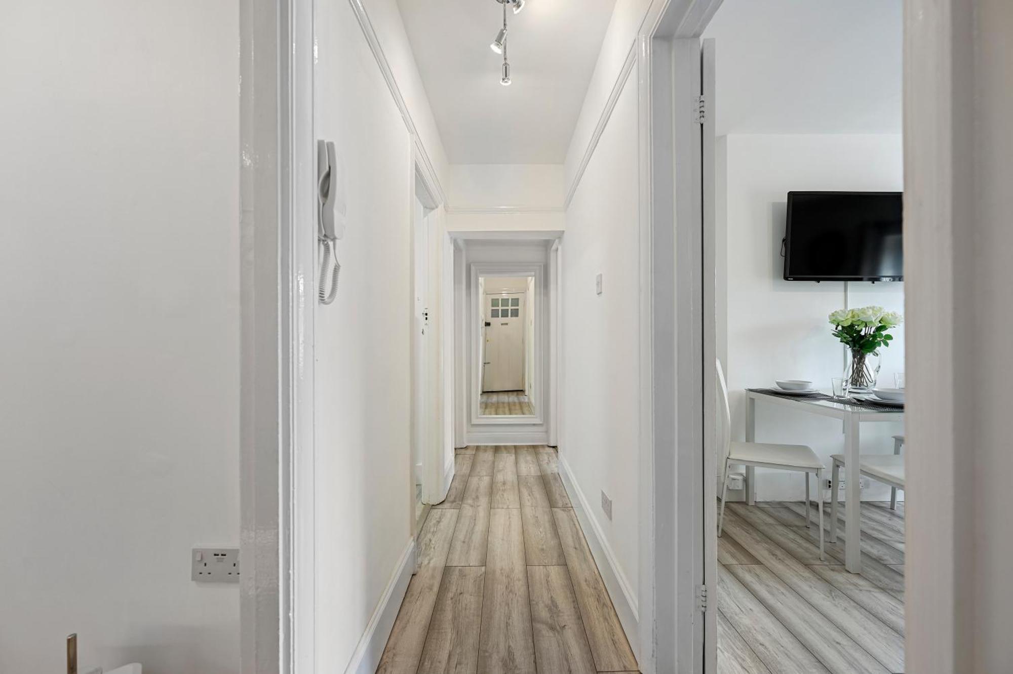 Host & - York Road Appartamento Londra